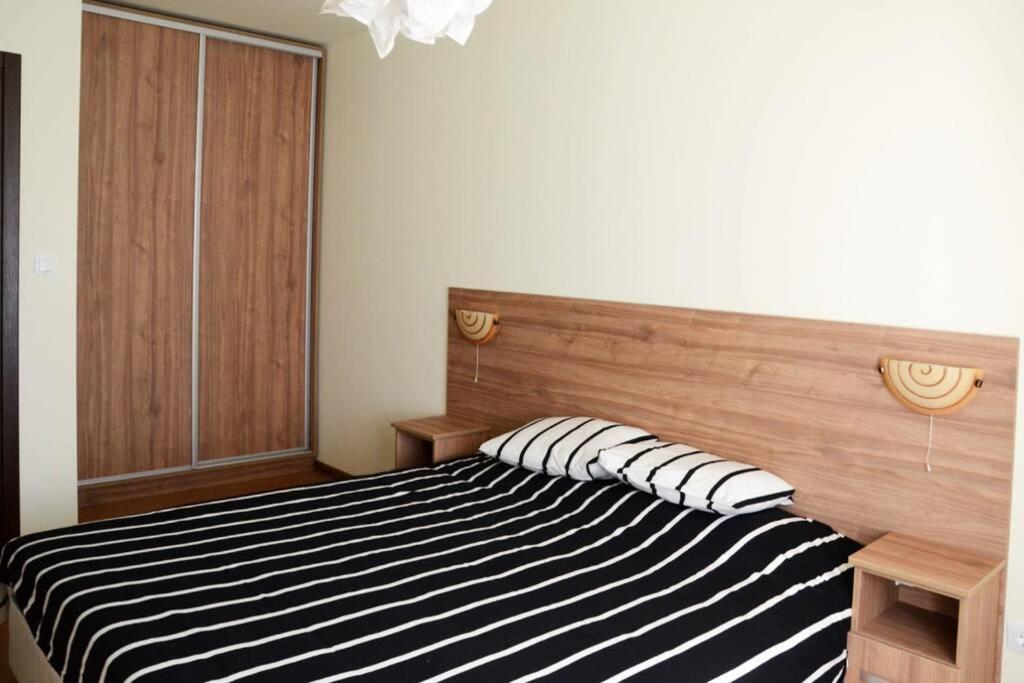 בורובץ Cozy One Bedroom Apartment In Iglika Complex מראה חיצוני תמונה